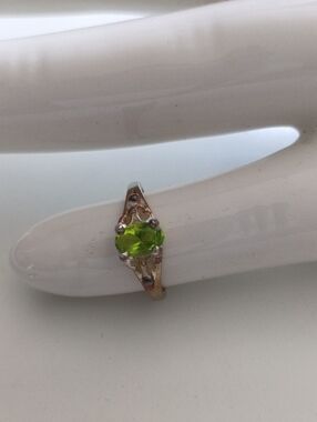 Sterling Silver Adjustable Green Peridot-Style Solitaire Ring